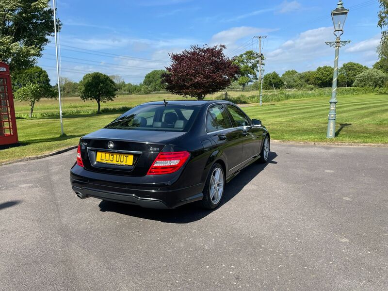 MERCEDES-BENZ C CLASS