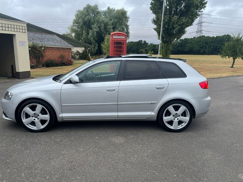 View AUDI A3 TDI S LINE