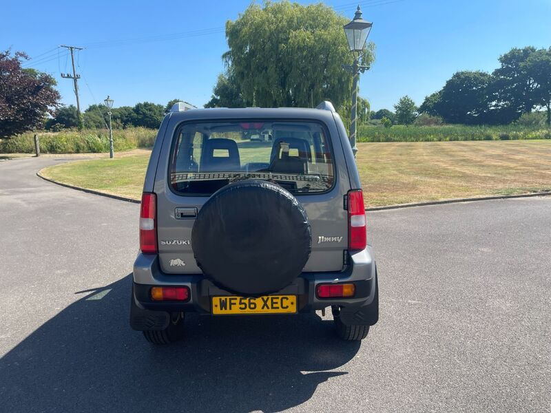 SUZUKI JIMNY