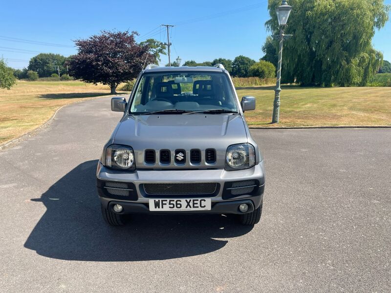 SUZUKI JIMNY