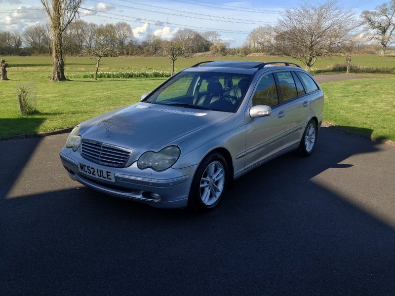 View MERCEDES-BENZ C CLASS 2.7 CDI Elegance Aut