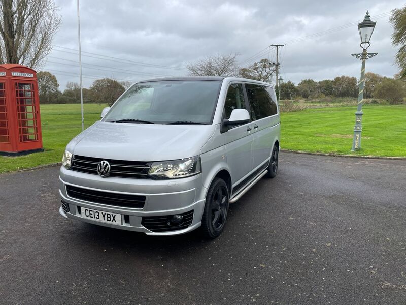View VOLKSWAGEN CARAVELLE EDITION 25 TDI