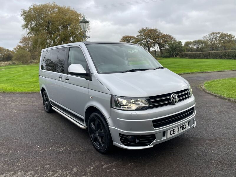 VOLKSWAGEN CARAVELLE