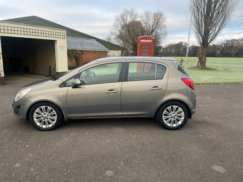 View VAUXHALL CORSA SE CDTI