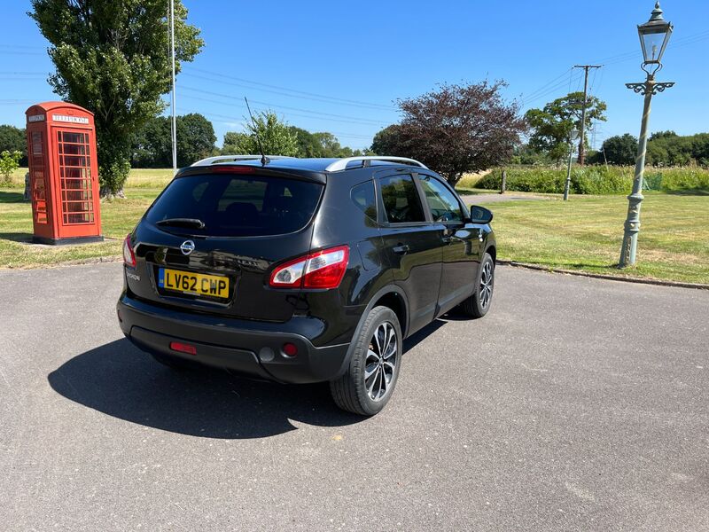 View NISSAN QASHQAI N-TEC PLUS