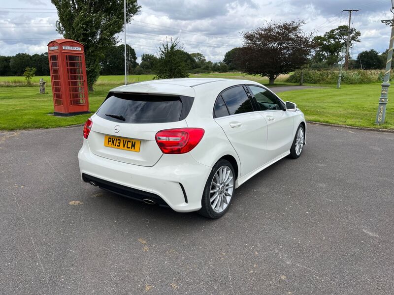 View MERCEDES-BENZ A CLASS A200 CDI BLUEEFFICIENCY AMG SPORT