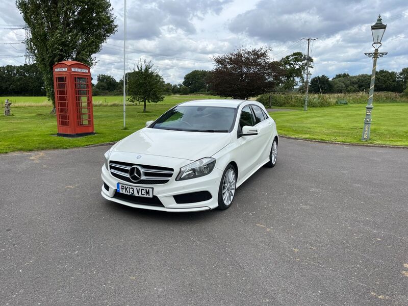 View MERCEDES-BENZ A CLASS A200 CDI BLUEEFFICIENCY AMG SPORT