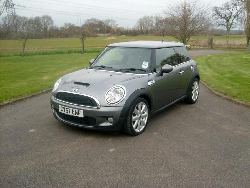 View MINI HATCH COOPER S Cooper S