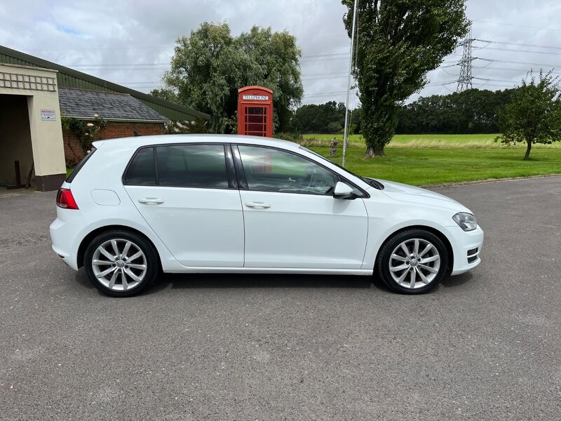 View VOLKSWAGEN GOLF 2.0 TDI BlueMotion Tech GT