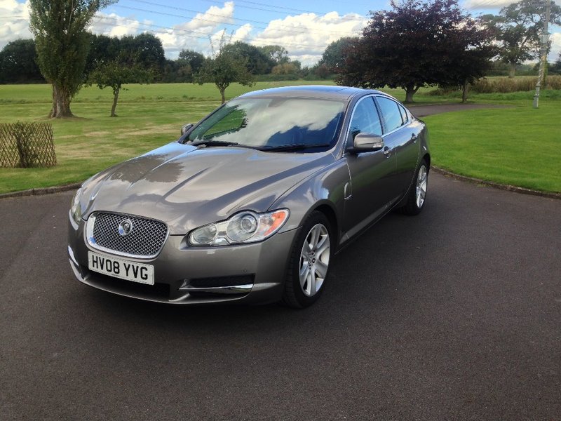 View JAGUAR XF 2.7 TD Premium Luxury